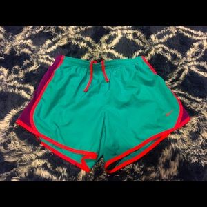 Girls Nike dri fit shorts size XL